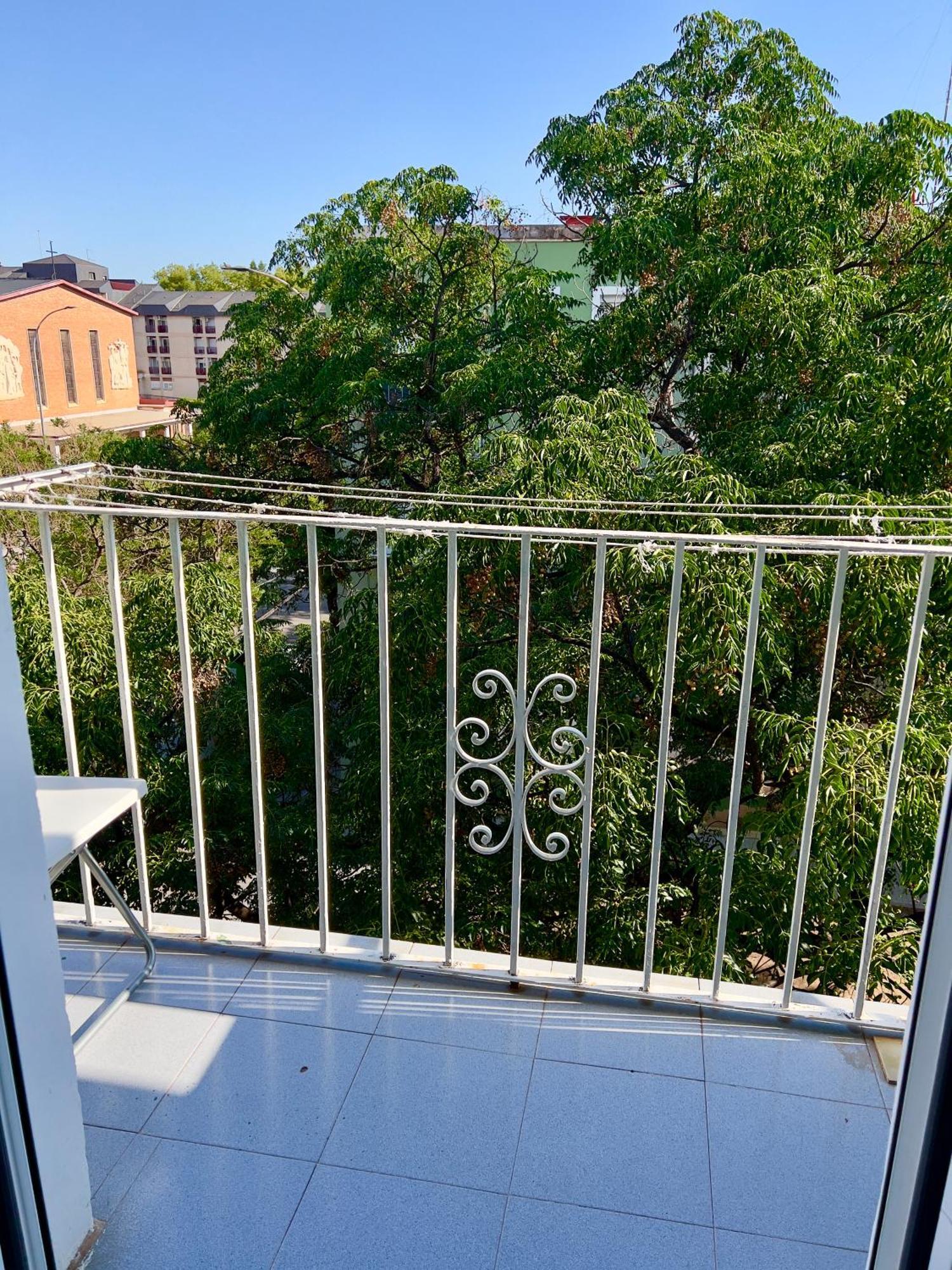 Cozy Apartment In Valencia! Wi-Fi ! エクステリア 写真
